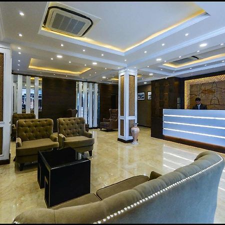 Heritage Luxury Srīnagar Kültér fotó