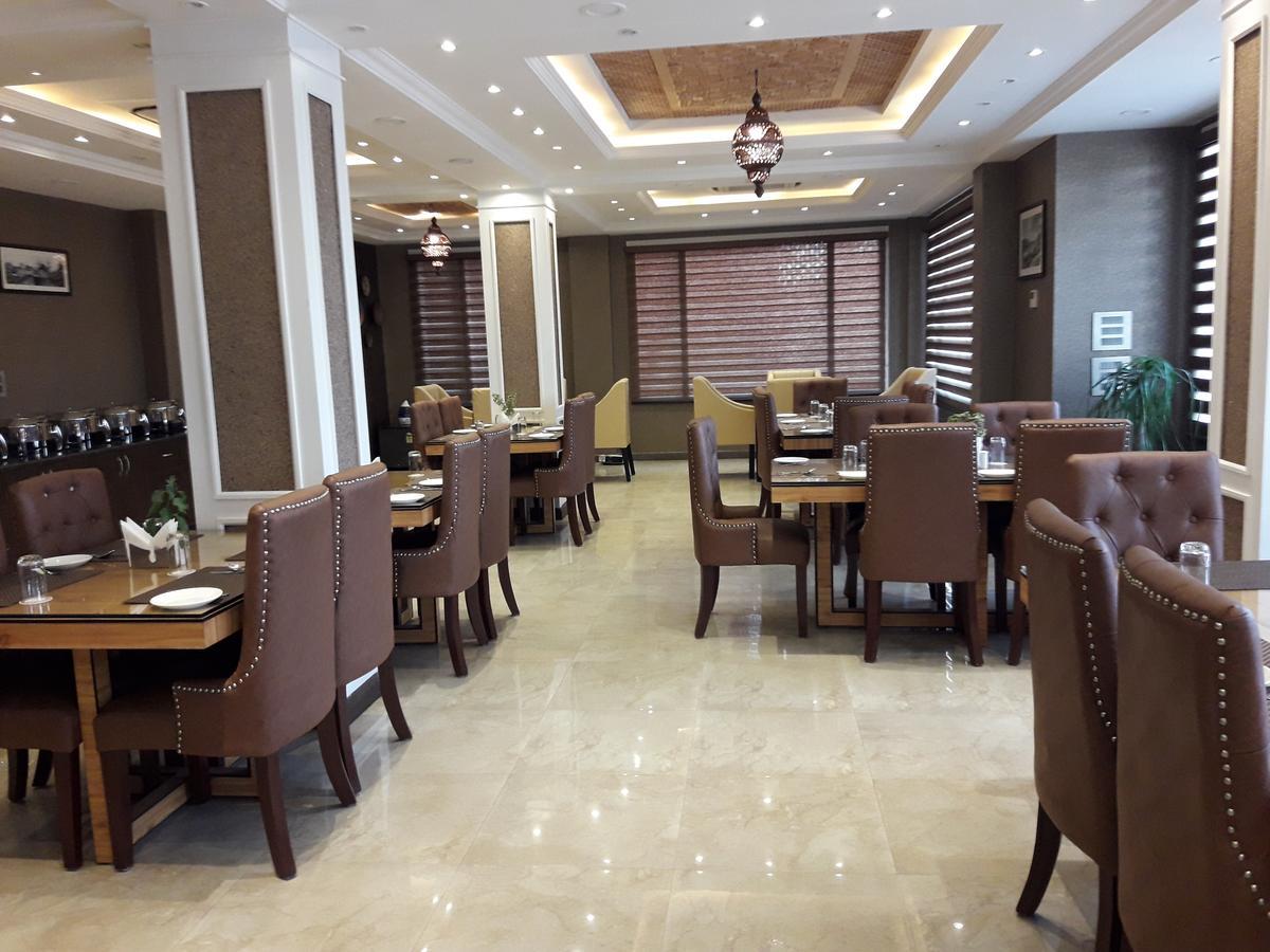 Heritage Luxury Srīnagar Kültér fotó