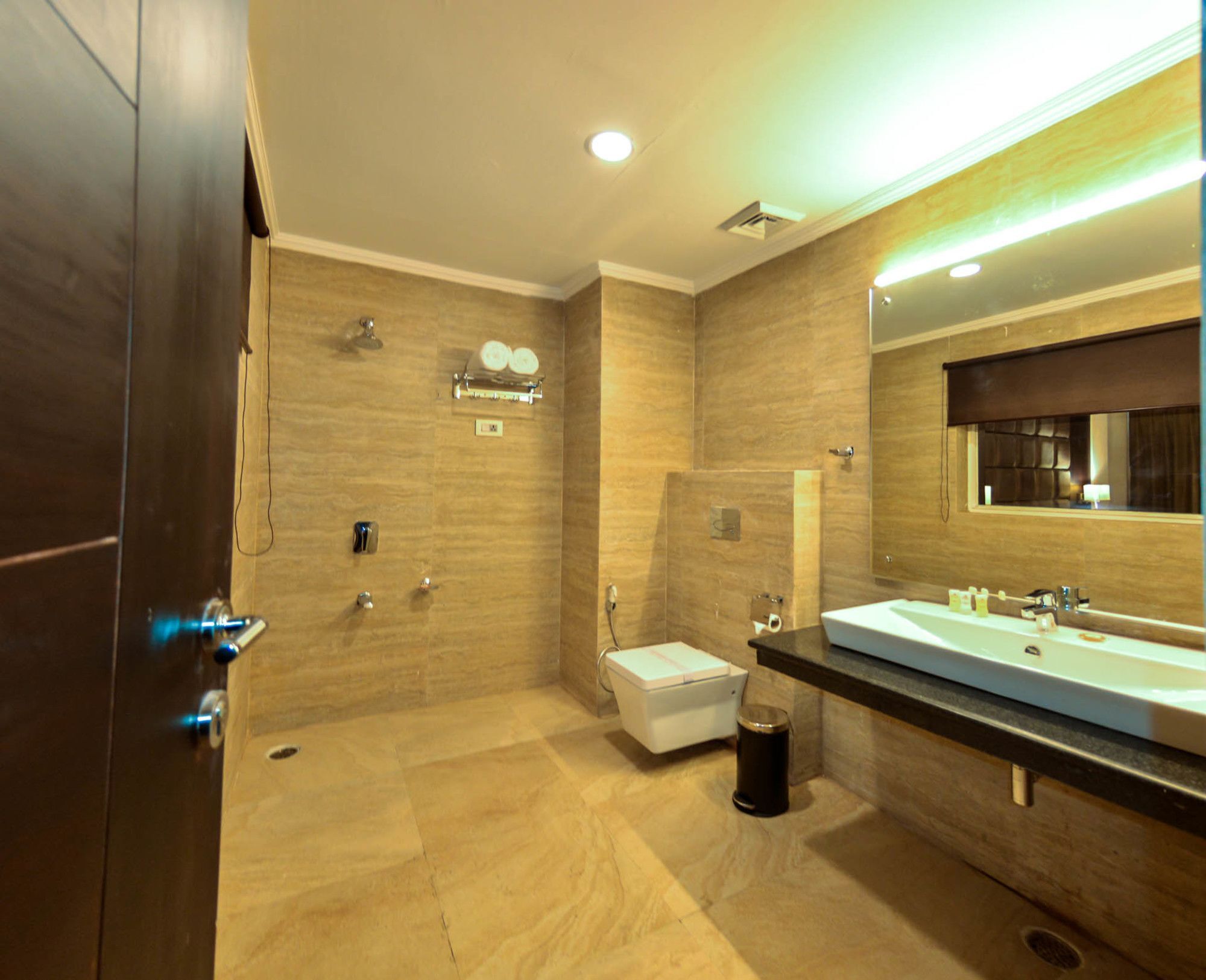 Heritage Luxury Srīnagar Kültér fotó