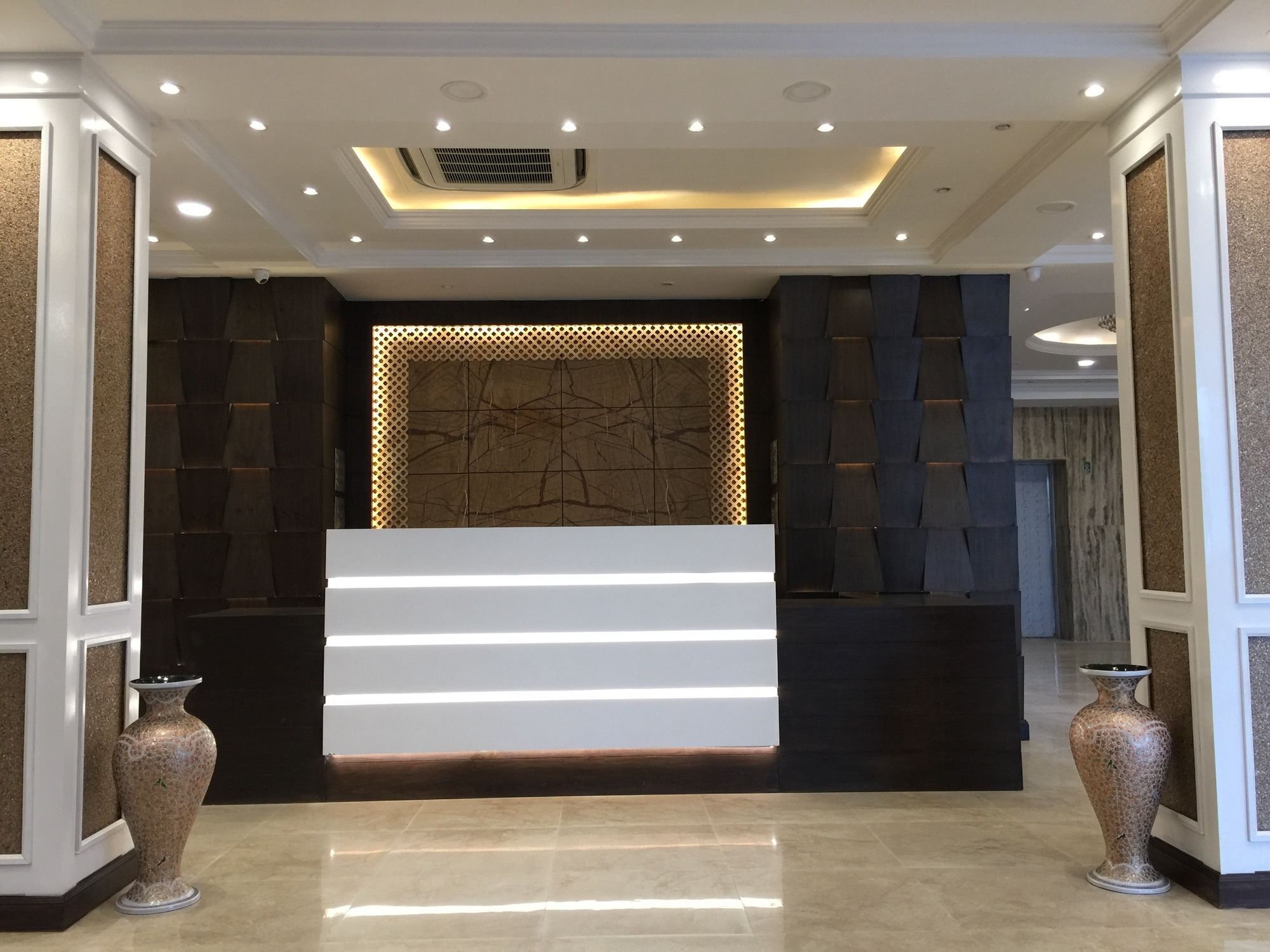 Heritage Luxury Srīnagar Kültér fotó