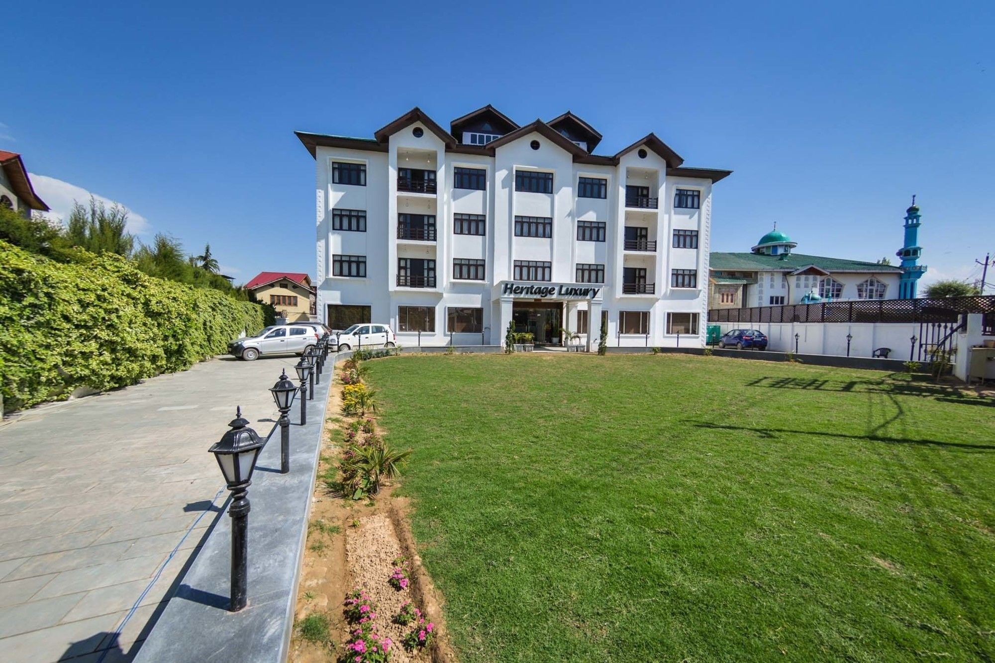 Heritage Luxury Srīnagar Kültér fotó