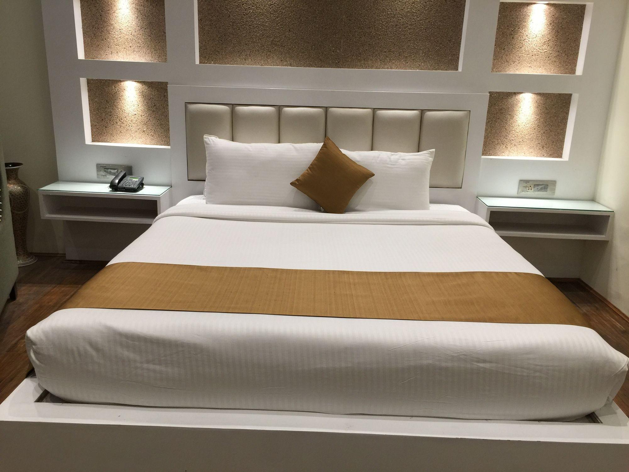 Heritage Luxury Srīnagar Kültér fotó