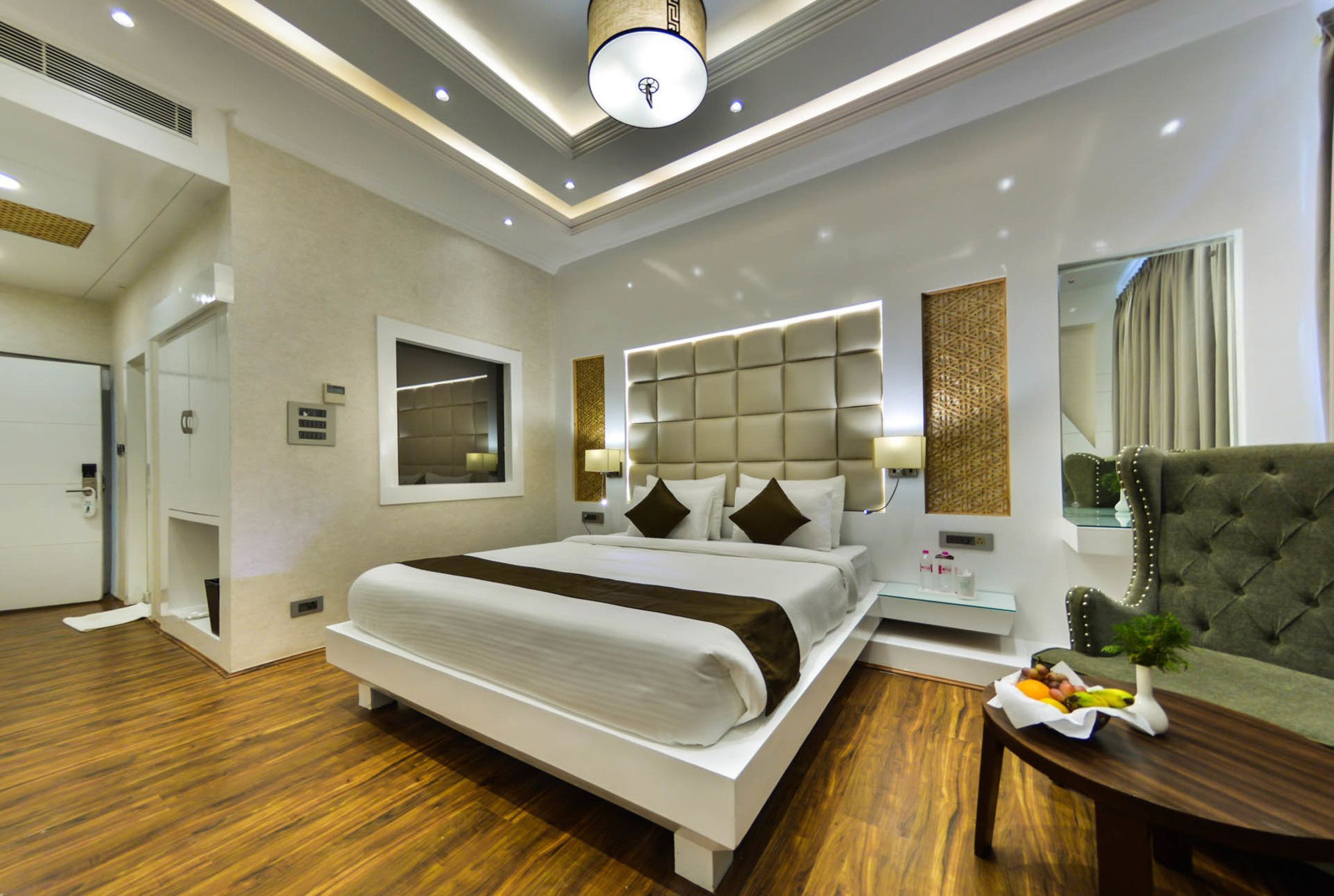 Heritage Luxury Srīnagar Kültér fotó